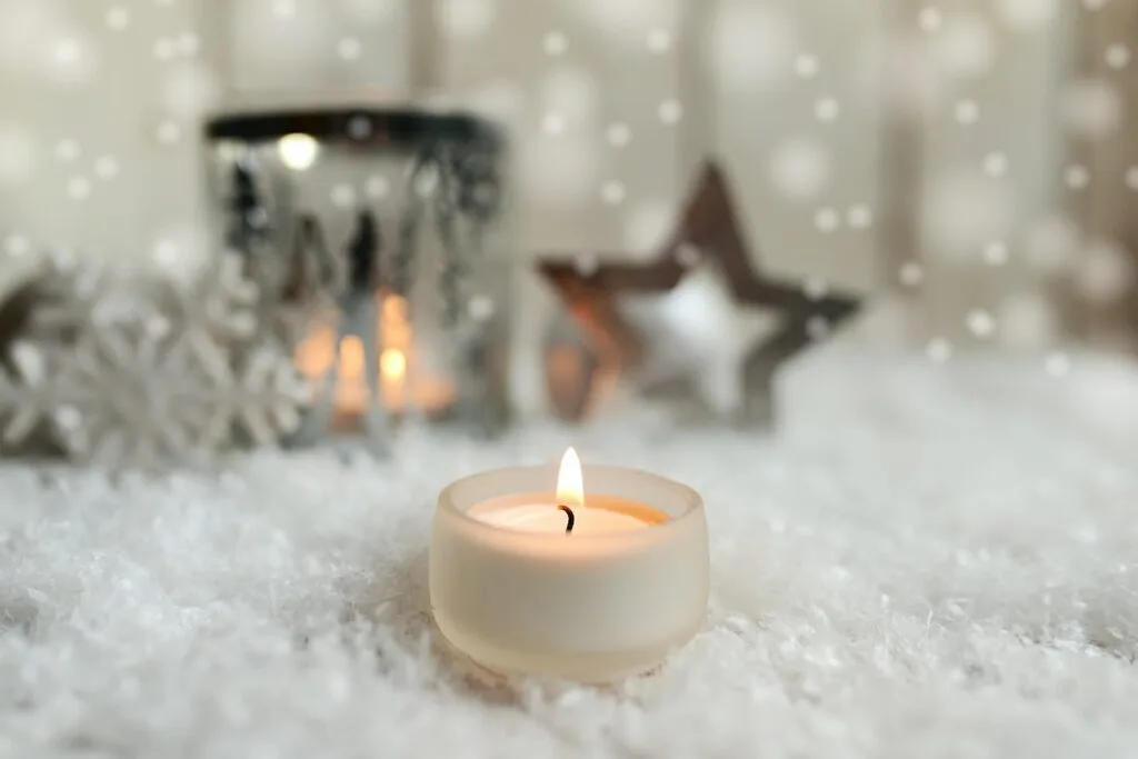 christmas, christmas decoration, tealight-4642645.jpg